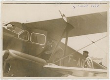 Aviator and plane d'occasion  Expédié en Belgium