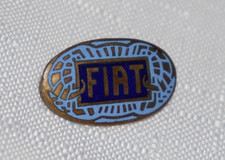 Distintivo primi 900 usato  Torino