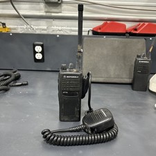 Usado, Rádio portátil bidirecional Motorola HT750 VHF 16 canais comprar usado  Enviando para Brazil