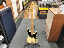 Fender japan serial d'occasion  Expédié en Belgium