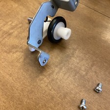Máquina de costura Singer Promise ii 1512 peça de reposição enrolador de bobina peça OEM, usado comprar usado  Enviando para Brazil