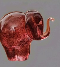 Peso de papel vintage anos 70 Wedgwood vidro manchado rosa elefante marcado , usado comprar usado  Enviando para Brazil
