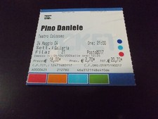 Pino daniele maggio usato  Torino