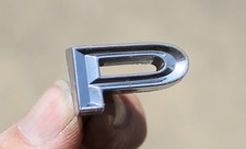 Emblema de metal PONTIAC cromado letra "P" fabricante de equipamento original 1 G comprar usado  Enviando para Brazil