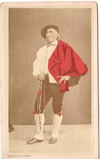 Homme basque tenue d'occasion  Saint-Julien-l'Ars