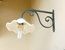 Una applique esterno usato Una applique esterno usato  Collazzone