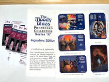 Juego de 5 tarjetas telefónicas de la serie A firmadas por MOODY BLUES Edge Thomas Lodge Hayward JSA segunda mano  Embacar hacia Mexico