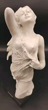 Statua scultura donna usato  Vistrorio