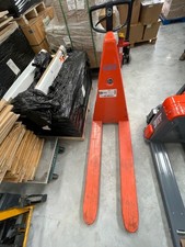 Pallet lifter max for sale  LONDON
