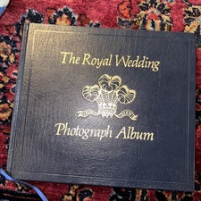Royal wedding photograph for sale  Vienna
