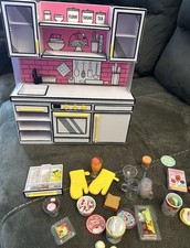 Usado, MGA'S Miniverse Make It Mini cozinha rosa com forno de luz UV e acessórios. comprar usado  Enviando para Brazil