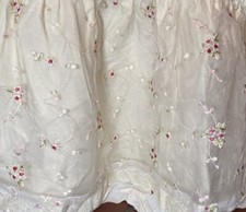 Saia berço bordada de renda linha infantil creme chique gasto floral marfim em camadas, usado comprar usado  Enviando para Brazil
