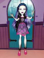 Monster high spectra d'occasion  Expédié en Belgium