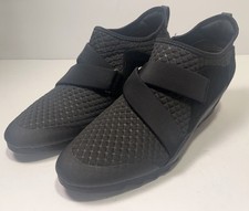 Bare traps posture for sale  Rochester