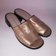 Liz claiborne sandals for sale  Clinton Township