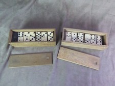 Lot jeux dominos d'occasion  Pézilla-la-Rivière
