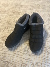 Insulated booties 39 for sale  Lynn Haven
