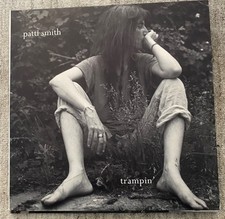 Patti smith trampin usato  Italia