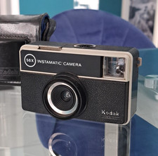 Macchina fotografica vintage usato  Acerra