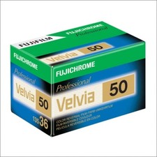 Fujifilm Fujichrome Professional Velvia 50 35mm cor E6 validade 10/2026 comprar usado  Enviando para Brazil