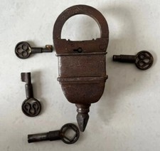 Sistema de TORNILLO DE TIRA DE HIERRO ANTIGUO SIGLO 18 bloqueo de almohadilla original, rico en pátina segunda mano  Embacar hacia Mexico