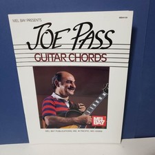 Acordes de guitarra JOE PASS - Mel Bay Publications 1986 comprar usado  Enviando para Brazil