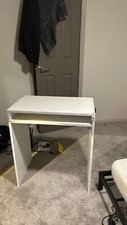 White desk inches for sale  Fort Lauderdale