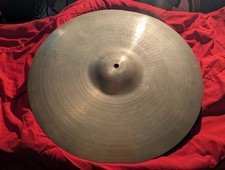 Excelente 1960 Vintage Zildjian PaperThin Crash 18” APENAS 1288g RINGO VÍDEO COMPLETO comprar usado  Enviando para Brazil