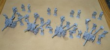 Revell 02515- Wehrmacht  Batterie 10,5cm leichte Feldhaubitze 18  WWII -  1:72   comprar usado  Enviando para Brazil