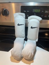 Meia NIKE Youth Shin Guard futebol/futebol branco tudo-em-um unissex pequena 10C 11C comprar usado  Enviando para Brazil