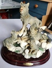 Juliana collection wolf for sale  CROYDON