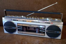 Sanyo 7100le radio usato  Aprilia