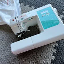 Singer 7258 sewing for sale  Henderson