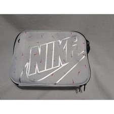 Bolsa de almoço Nike Fuel Pack isolada 9A2744-W6C branca/rosa/preta de volta às aulas, usado comprar usado  Enviando para Brazil
