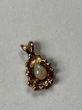 Pingente vintage pequeno de opala falsa lágrima em tom dourado armação acidentada - 3/8 x 5/8 comprar usado  Enviando para Brazil