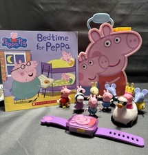 Lote misto de 10 estatuetas Peppa Pig, estojo de transporte, um relógio (funcionando) e um livro comprar usado  Enviando para Brazil
