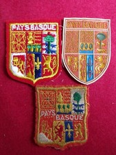 Lot ecussons brodés d'occasion  Marly-le-Roi