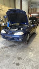 vitre avant gauche megane 2 d'occasion vitre avant gauche megane 2 d'occasion Méru