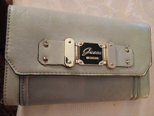 Clutch geldbörse guess gebraucht kaufen  Taucha