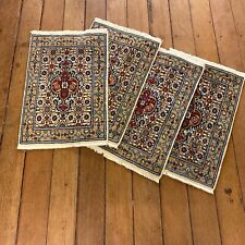 Tapis oriental noué d'occasion  Expédié en France