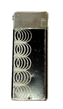 Vecchio accendino metallo usato Vecchio accendino metallo usato  Cerveteri