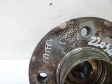 Moyeu arriere droit d'occasion Moyeu arriere droit d'occasion  Saint-Lizier