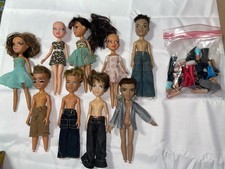 Lot bratz dolls for sale  Lambertville