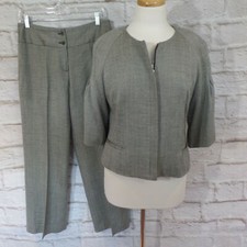 Jones wear women for sale  Sicklerville