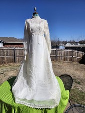 Small wedding dress for sale  Oklahoma City