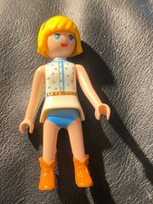 Playmobil personnage femme d'occasion  Manduel