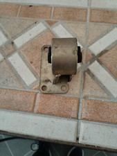 Supporto posteriore motore usato  Carmignano