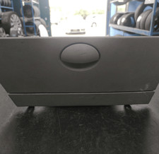 Sportello cassetto portaoggett usato Sportello cassetto portaoggett usato  Italia