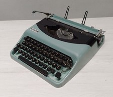 Macchina scrivere portatile usato  Torino