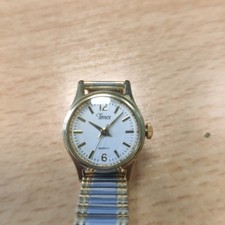 Pequenos e belos relógios de pulso femininos de quartzo Timex com bateria nova comprar usado Pequenos e belos relógios de pulso femininos de quartzo Timex com bateria nova comprar usado  Enviando para Brazil